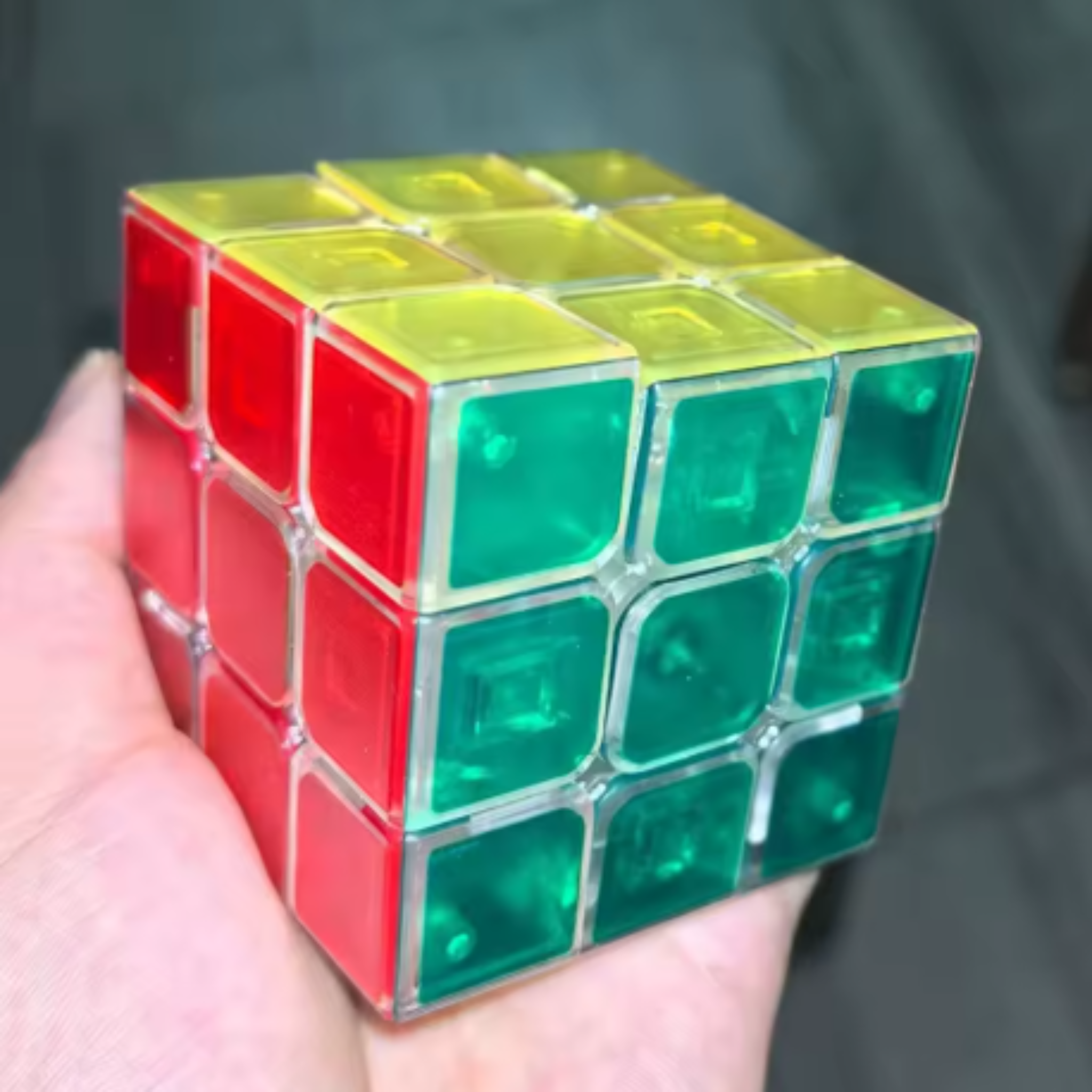 Spinning Alignment Cube - Transparent